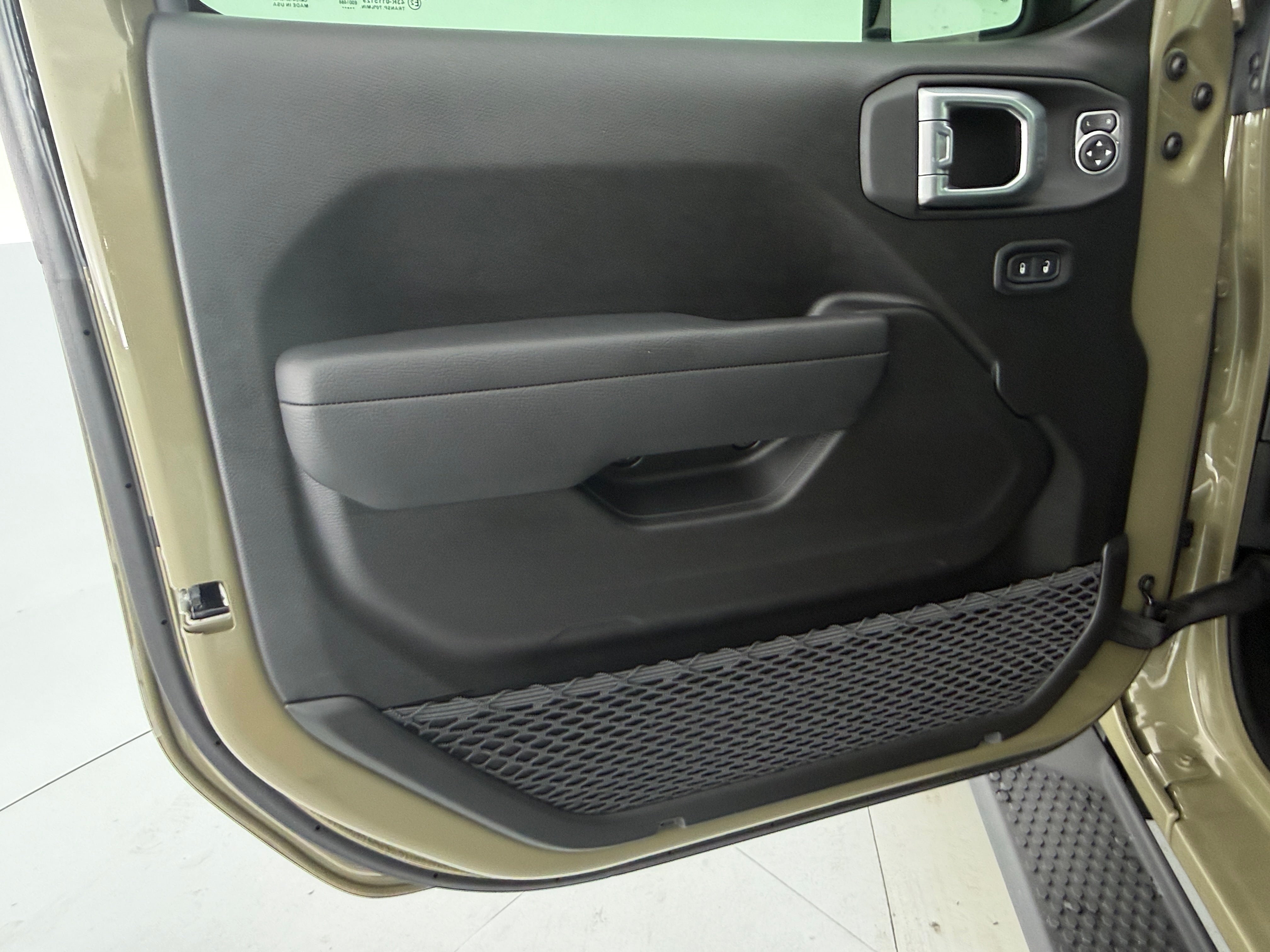 jeep wrangler 4-door 2026 1C4PJXDG6TW307234 image jeep wrangler 4-door 2026 1C4PJXDG6TW307234 image